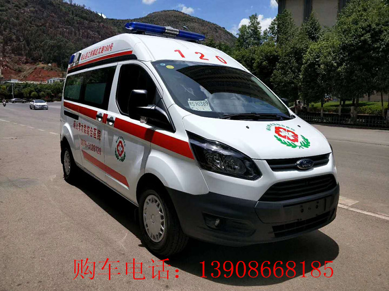 江铃福特V362柴油版转运型救护车